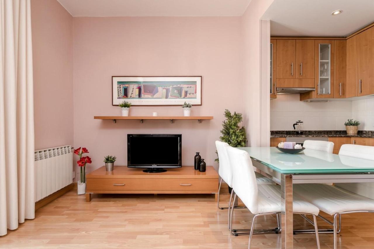 Fantastic 2 Bedroom 5 Minutes By Car From Plaza Catalunya برشلونة المظهر الخارجي الصورة