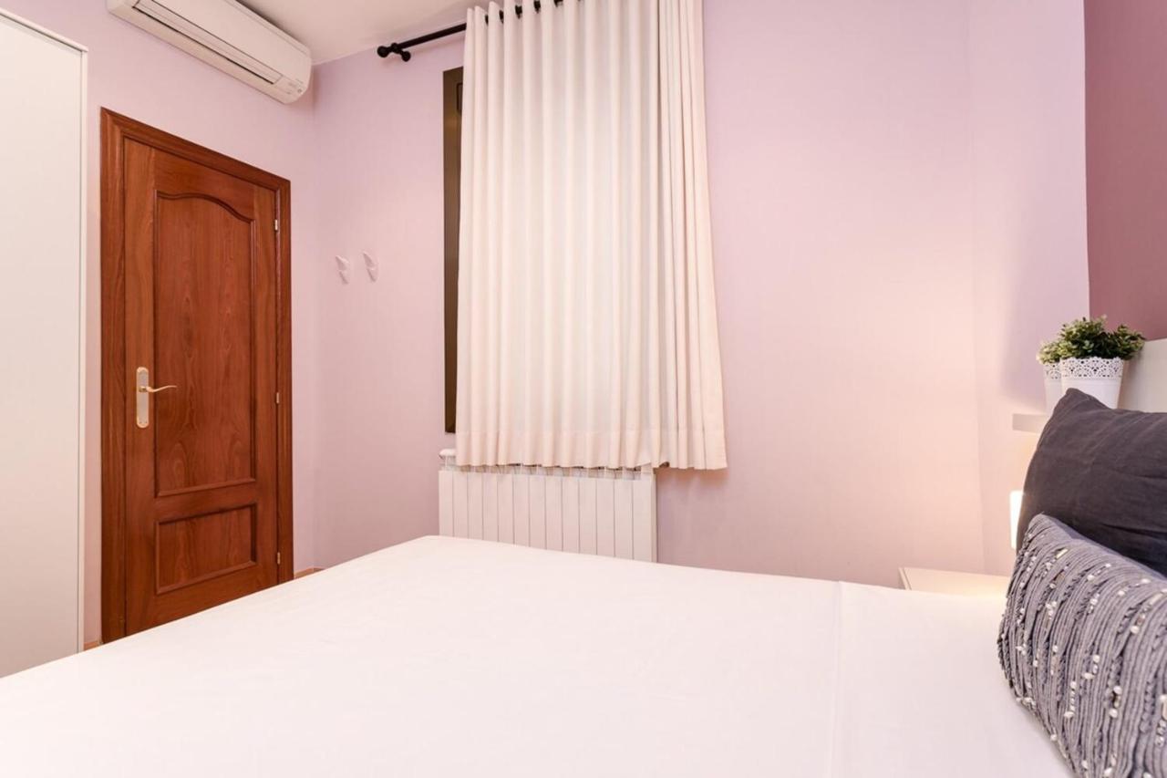Fantastic 2 Bedroom 5 Minutes By Car From Plaza Catalunya برشلونة المظهر الخارجي الصورة