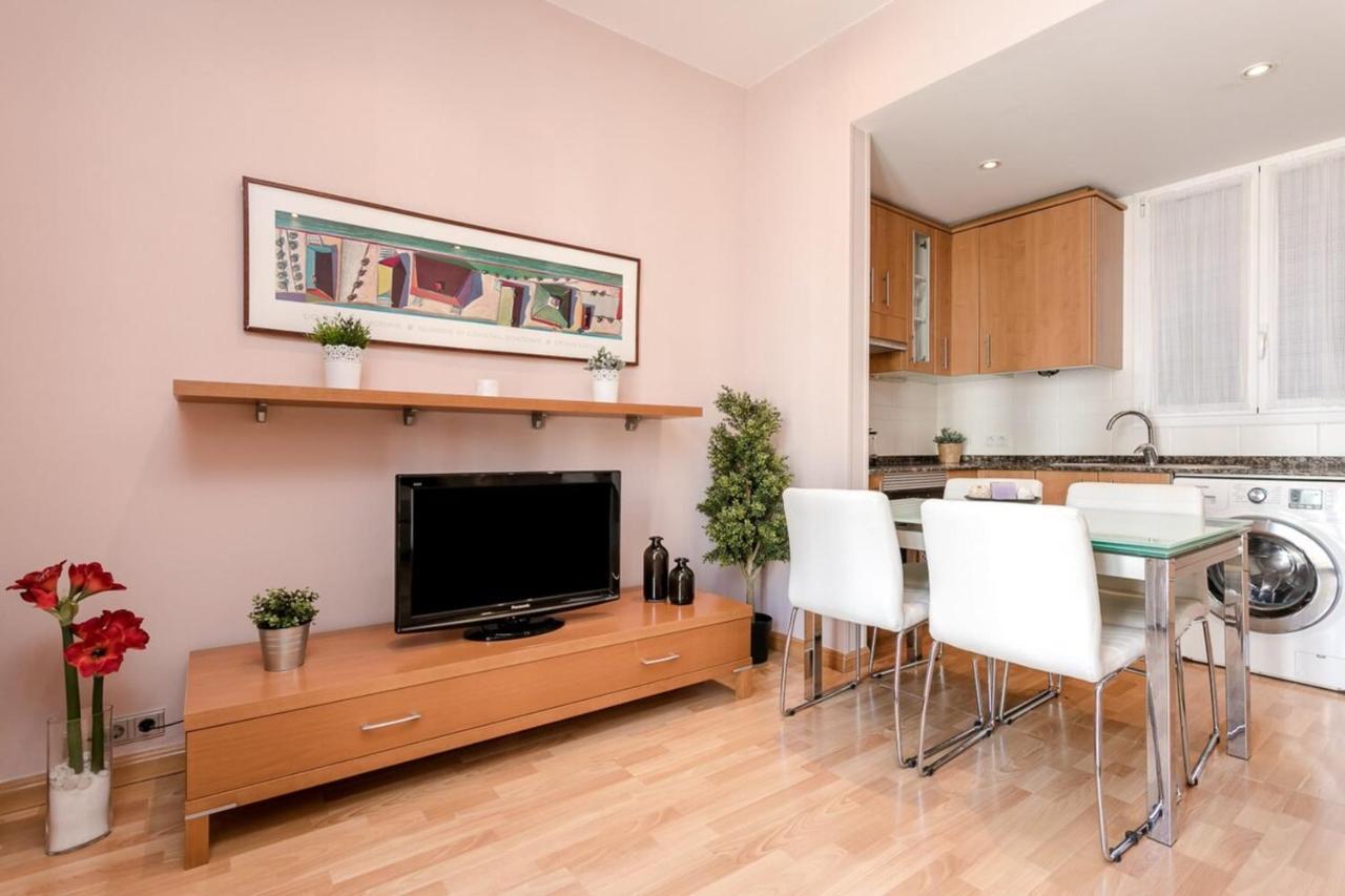 Fantastic 2 Bedroom 5 Minutes By Car From Plaza Catalunya برشلونة المظهر الخارجي الصورة